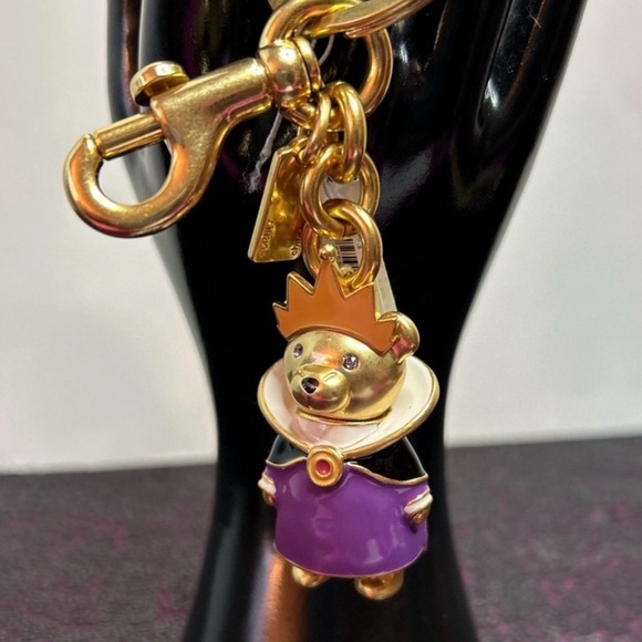 Disney X Coach Evil Queen Bear Bag Charm key ring - Picture 5 of 6